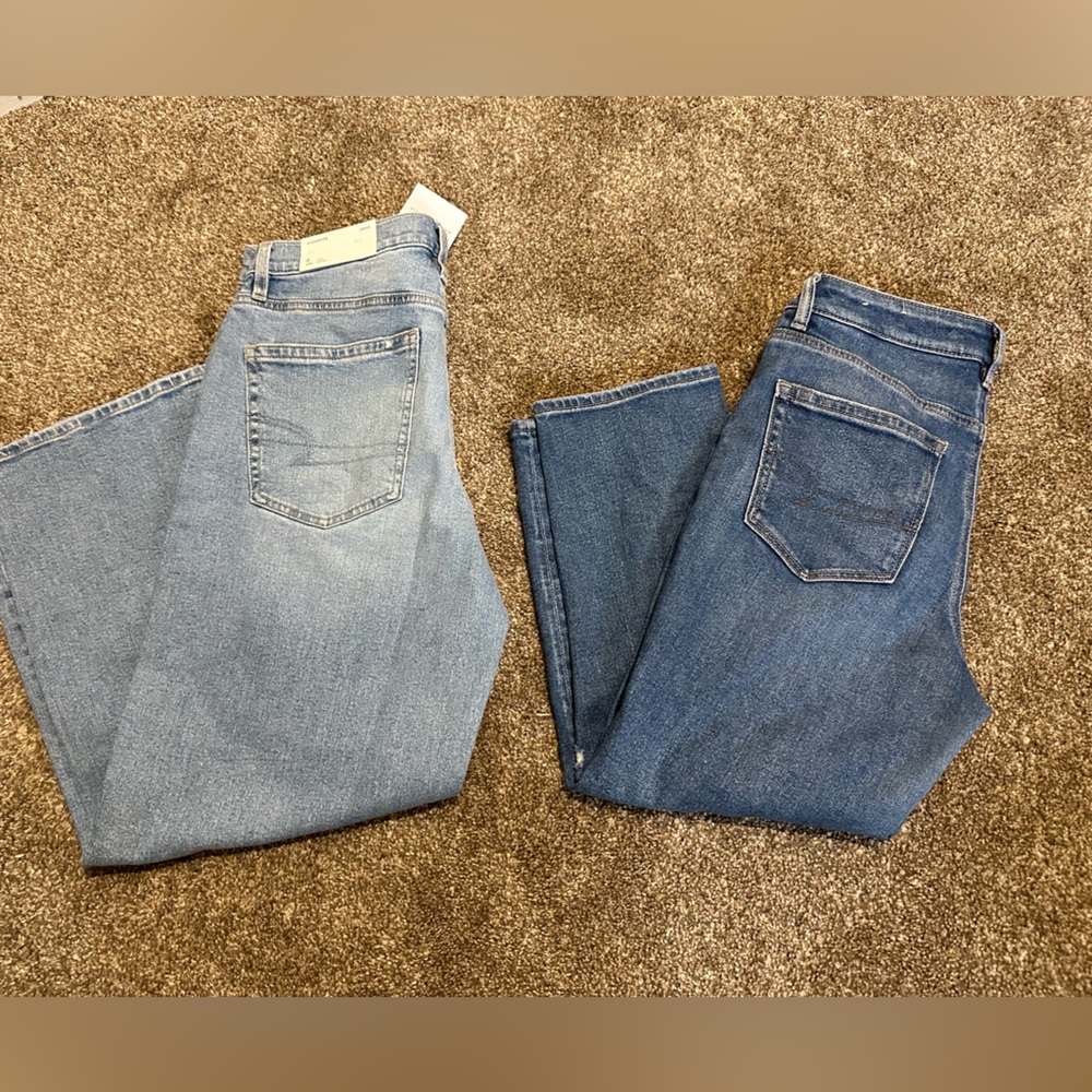 American Eagle Outfitters Women's Jeans - Dark and Light Blue 2pair bundle